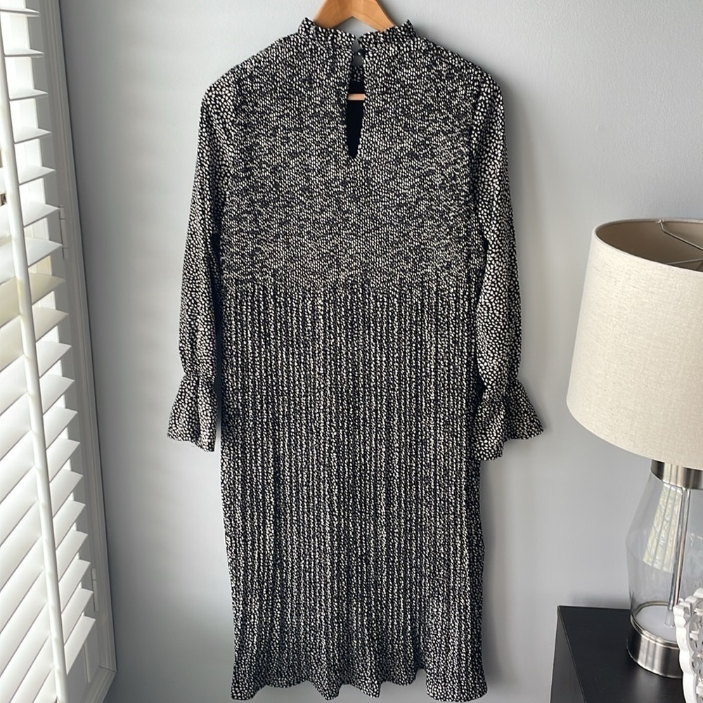 Indie & Co Remi Dot Dress - Picture 11 of 14